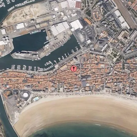 Apartment Meuble Entre Port Et